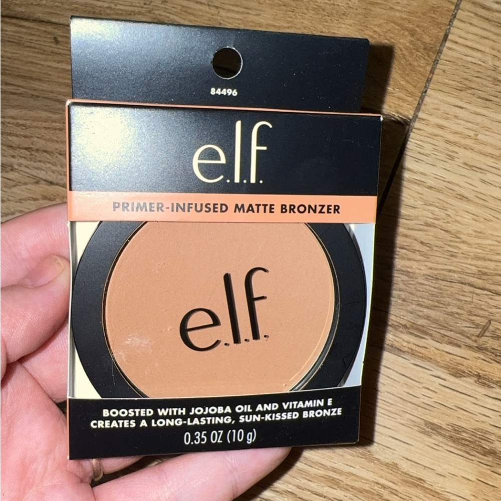 ELF Primer-Infused Matte Bronzer - Warm Brown